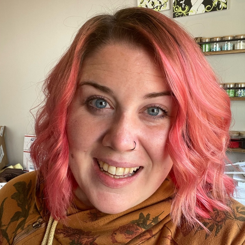 Meet your Posher, Amy